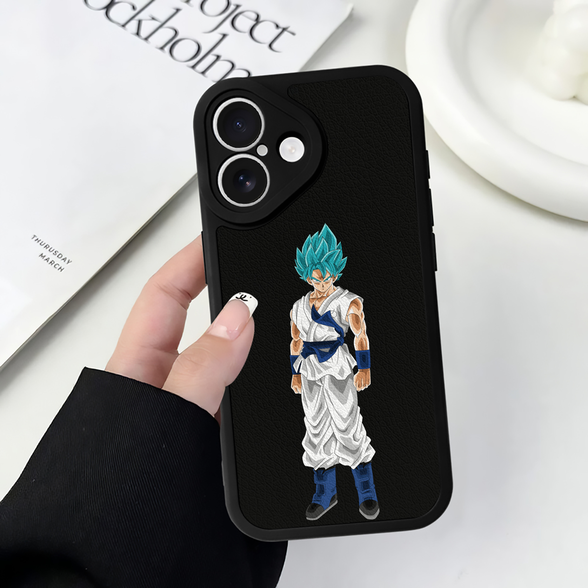 （画像用） ドラゴンボール 孫 悟飯（そんごはん）DRAGON BALL Son Gohan 【iPhone 16シリーズ対応】シリコンスマホケース（レザー調） 材質：シリコン